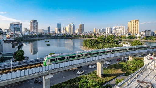 Trải nghiệm tuyến tàu trên cao đầu tiên của Hà Nội