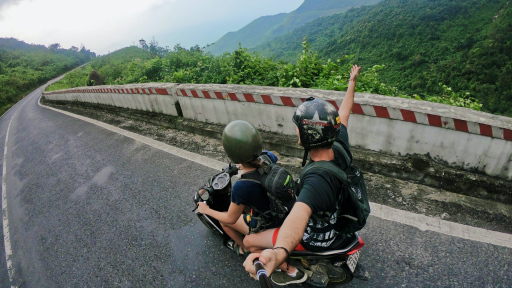 Du lịch cặp đôi, biết hiểu rồi yêu thương