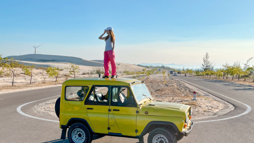 Khám phá Mũi Né bằng tour xe jeep