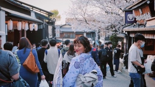 Diện kimono ở Kyoto, Nhật Bản