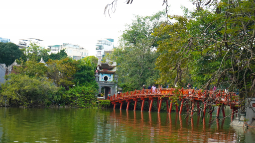 Về Thủ đô, nghe chuyện xưa tích cũ đền Ngọc Sơn
