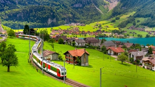 Áo phát triển du lịch xe đạp leo núi tại dãy Alps