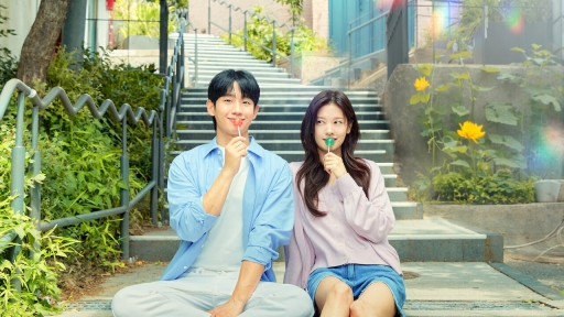 'Love Next Door' và phép màu của phim chữa lành