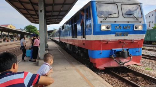 Tàu du lịch Hà Nội - Lào Cai chạy lại từ ngày 23/9