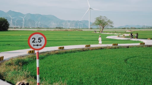 Cánh đồng điện gió Đầm Nại, bản hòa tấu của gió giữa Ninh Thuận