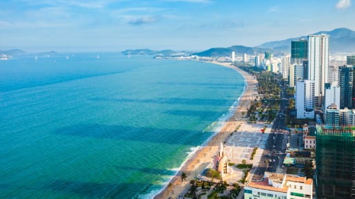 UBND TP. Nha Trang ban hành quy định với 10 điều cấm tại công viên bờ biển