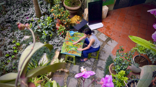 Họa sĩ gen Z và thanh âm sắc màu trong tranh sơn mài