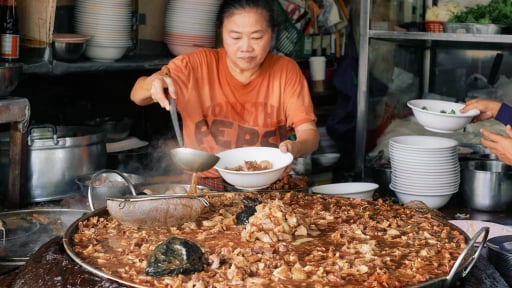 Độc lạ nhà hàng '50 năm không rửa nồi' nổi tiếng khắp thế giới