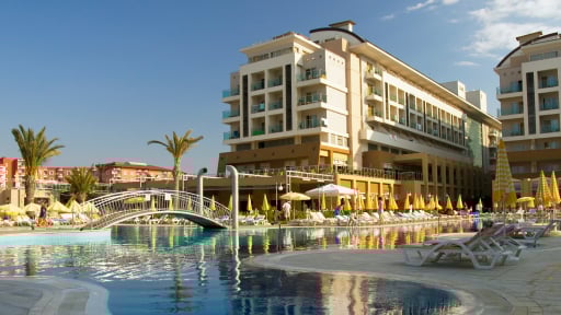 Hơn 10.000 khách sạn châu Âu khởi kiện Booking.com về hành vi độc quyền