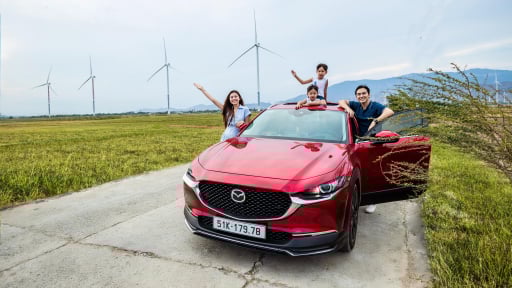 Jay Quân, Chúng Huyền Thanh và hành trình chinh phục Bàu Trắng cùng Mazda CX-30