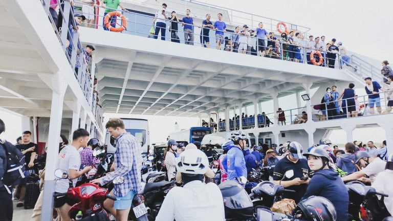 Chuyến đi mở cửa biển xanh: Từ đất liền ra đảo trên chuyến phà Gót - Cái Viềng