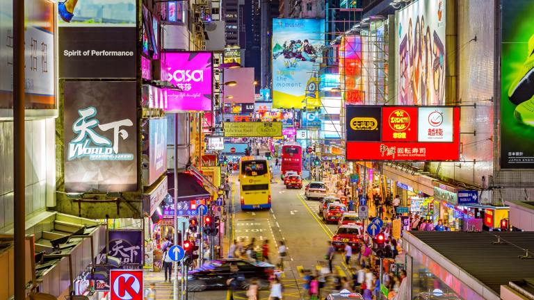Tập tục 'đánh kẻ tiểu nhân' nhằm giải toả căng thẳng của người Hong Kong