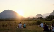 Đến Vang Vieng ngắm hoàng hôn trong lòng non nước