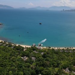 Đi tìm bình yên nơi miền biển lành tại khu nghỉ dưỡng Six Senses Ninh Van Bay