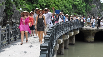 Du lịch giảm sút vì ít khách Trung Quốc