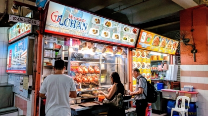 Quán cơm gà giá rẻ ở Singapore bị mất sao Michelin