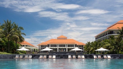 Pullman Danang Beach Resort lọt Top 25 khách sạn sang trọng ở Việt Nam