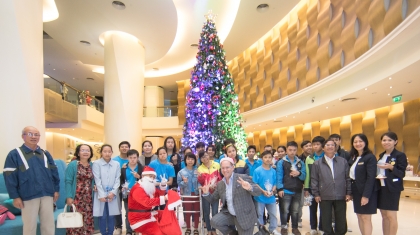 Lễ thắp sáng cây thông Noel tại Novotel Danang Premier Han River 