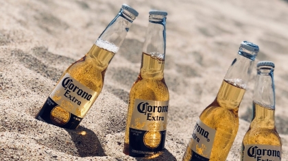 Hãng bia Corona đổi tên để tránh virus