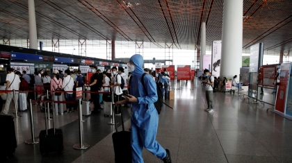 Bắc Kinh hủy 1.255 chuyến bay vì dịch