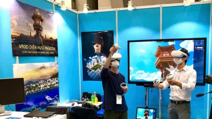 Khám phá chùa Một Cột bằng công nghệ VR