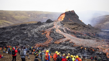 Núi lửa phun trào tại bán đảo Reykjanes