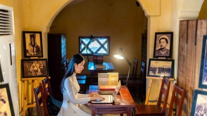 Trải nghiệm mới ở Huế: Tham quan và đọc sách trong thư viện cổ
