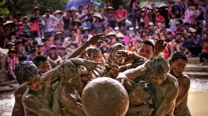 Lễ hội vật cầu nước làng Vân được công nhận là Di sản quốc gia