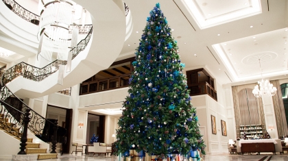 Không khí Giáng Sinh bên trong những khách sạn cao cấp tại thành phố Hồ Chí Minh.