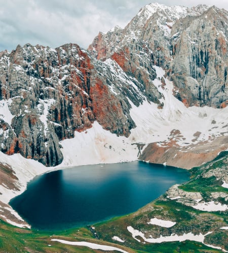 16 tiếng trekking đến hồ Eshenkul để chạm tay vào kỳ quan giữa đại ngàn
