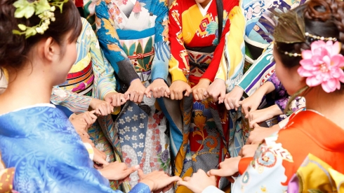 Nghệ thuật, thể thao và hy vọng hội tụ trên kimono