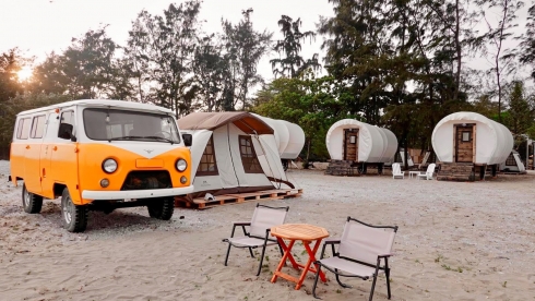 Cắm trại ven bờ biển Cần Giờ