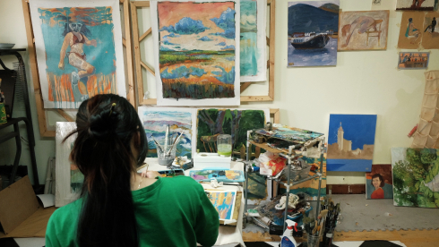 Họa sỹ Hạnh Trần: 'Làm nghệ thuật nếu ngừng sáng tạo là tự tước đi cơ hội khám phá bản thân'