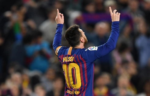 20 dấu mốc đáng nhớ của Messi trong màu áo Barca