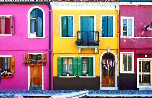 Du ngoạn hòn đảo màu sắc ở Italy