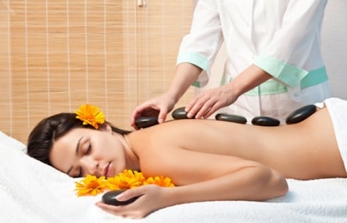 Thư giãn và cải thiện sắc đẹp với massage toàn thân