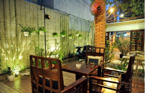 Không gian đậm chất Vintage tại Feliz coffee shop