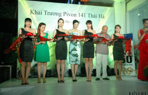 Pivon khai trương showroom mới tại Hà Nội
