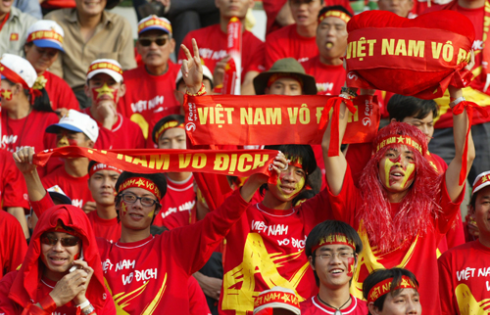 Đi Myanmar cổ vũ đội tuyển U19 Việt Nam