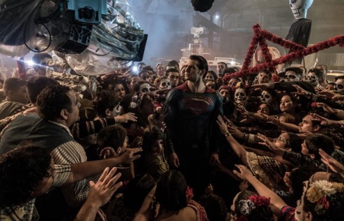 'Batman đại chiến Superman: Ánh sáng công lý' đạt doanh thu khủng trên toàn cầu
