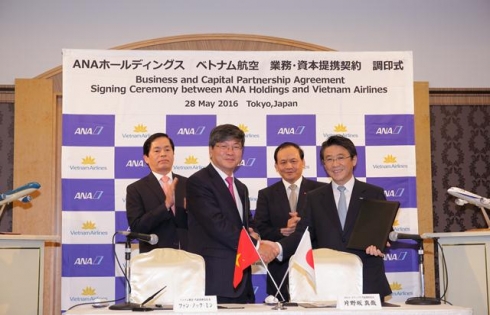 Vietnam Airlines và All Nippon Airways hợp tác mua bán cổ phần 