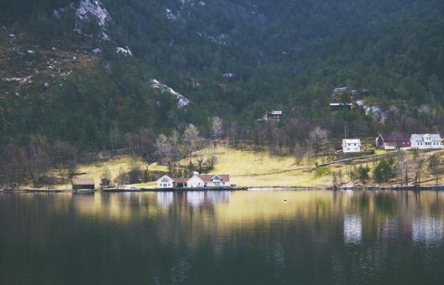 Du ngoạn vịnh hẹp Lysefjord