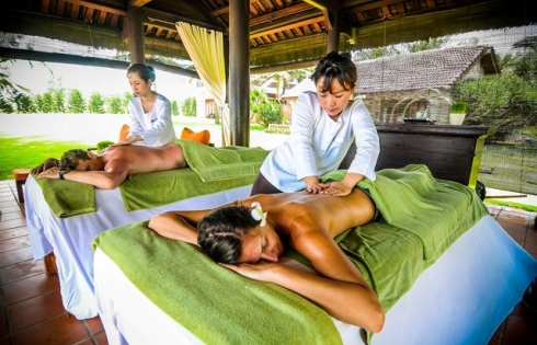Palm Garden Resort Hội An áp dụng mua 1 tặng 1 cho dịch vụ massage toàn thân