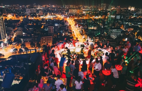 Top DJ Mag Danny Avila, Tóc Tiên & Jay Jay khuấy động đêm tiệc tại Chill Skybar