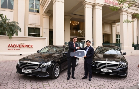  Khách sạn Mövenpick Hà Nội ra mắt đội xe đưa đón chuẩn 5 sao của Mercedes