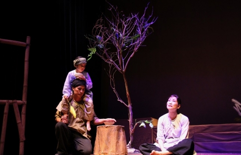 Sân khấu Hoàng Thái Thanh ra mắt hai vở kịch chào năm mới