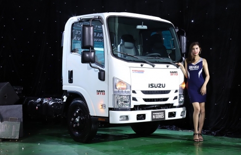 Isuzu Việt Nam ra mắt thế hệ xe tải mới