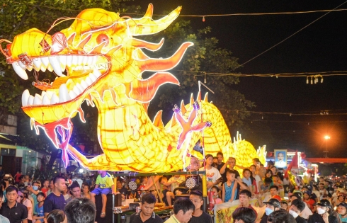 Lễ hội Trung thu giúp du lịch Tuyên Quang tăng đột biến