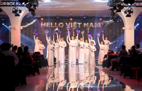 Đà Nẵng ra mắt show diễn áo dài Việt