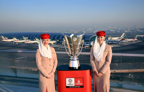 Emirates mang cúp AFC đến Dubai